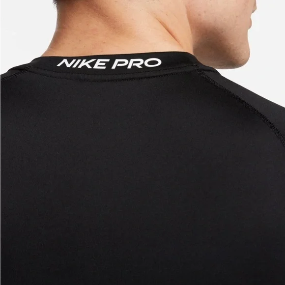 Nike Men's Pro Dri-FIT Slim Short-Sleeve Top - Picture 4 of 10